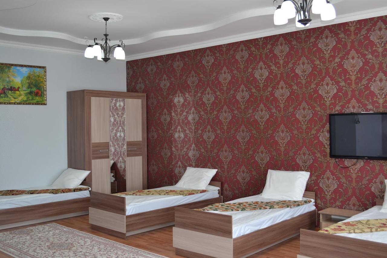 Hotel Alash Астана Екстер'єр фото