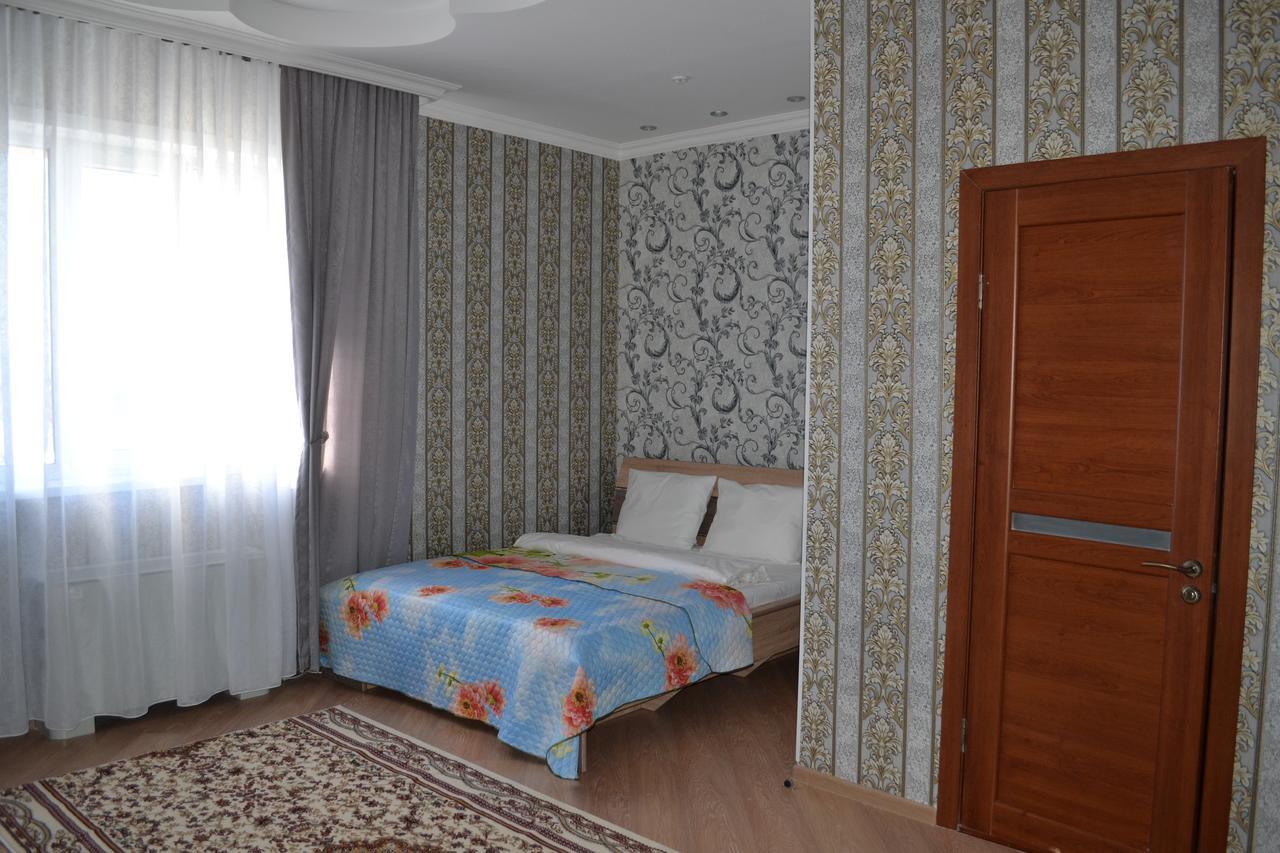 Hotel Alash Астана Екстер'єр фото