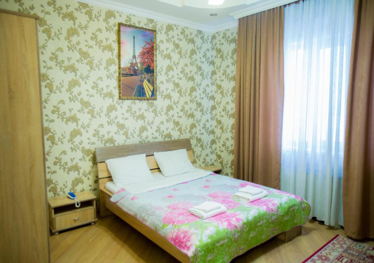 Hotel Alash Астана Екстер'єр фото