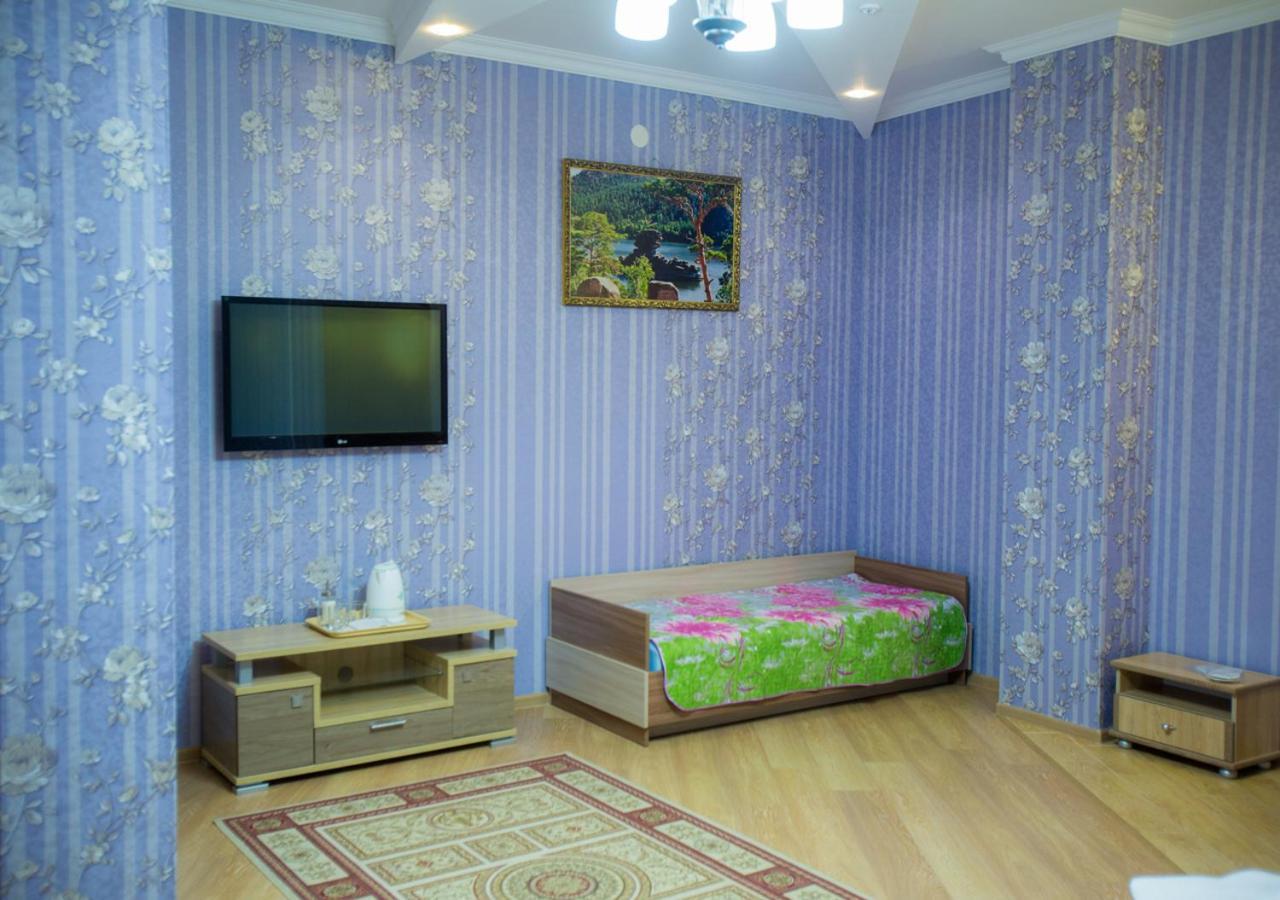 Hotel Alash Астана Екстер'єр фото